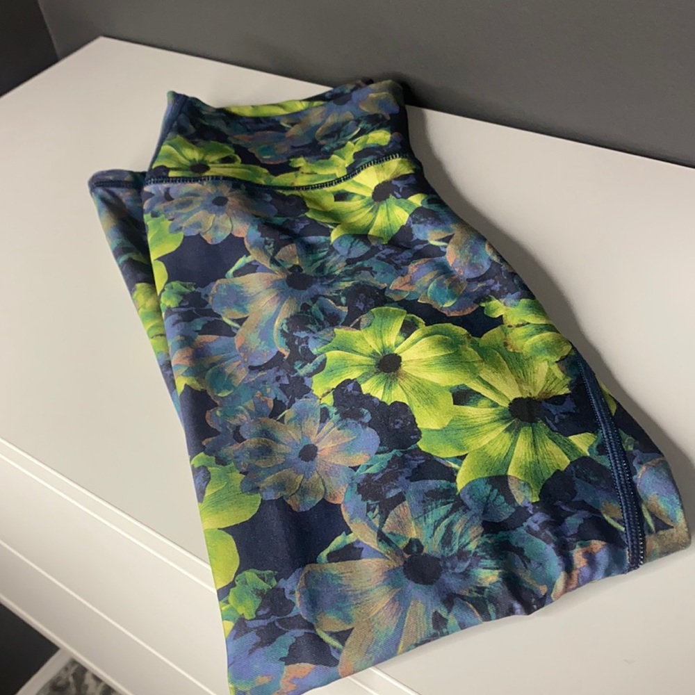 Fabletics floral leggings